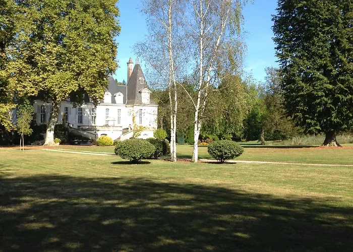 Chateau Du Val Larbont
