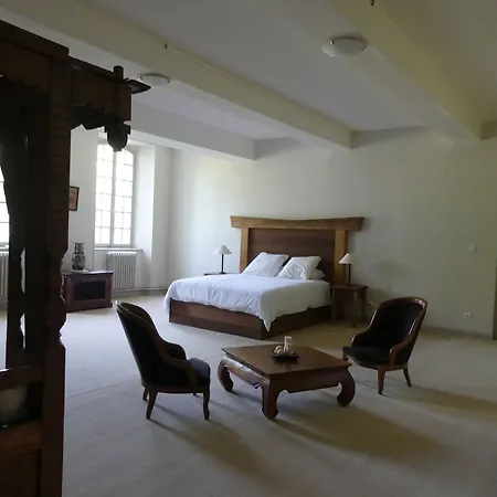 Chateau Du Val Larbont Bed & Breakfast