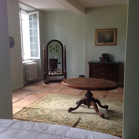 Bed & Breakfast Chateau Du Val Larbont