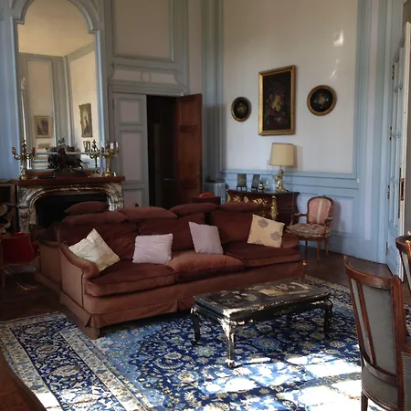 فندق مبيت وإفطار Chateau Du Val Larbont La Bastide-de-Sérou