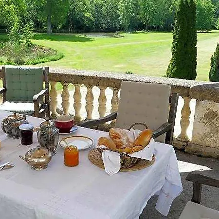 Chateau Du Val Larbont Oda ve Kahvaltı 3*