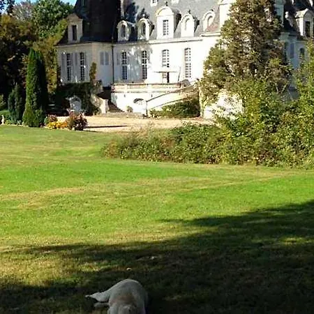 Chateau Du Val Larbont La Bastide-de-Sérou