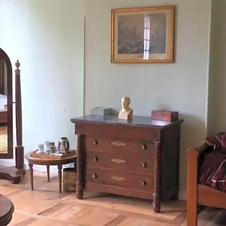 Chateau Du Val Larbont Bed & Breakfast