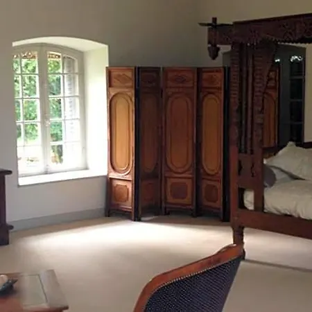 Bed & Breakfast Chateau Du Val Larbont La Bastide-de-Sérou
