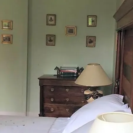 Bed & Breakfast Chateau Du Val Larbont La Bastide-de-Sérou